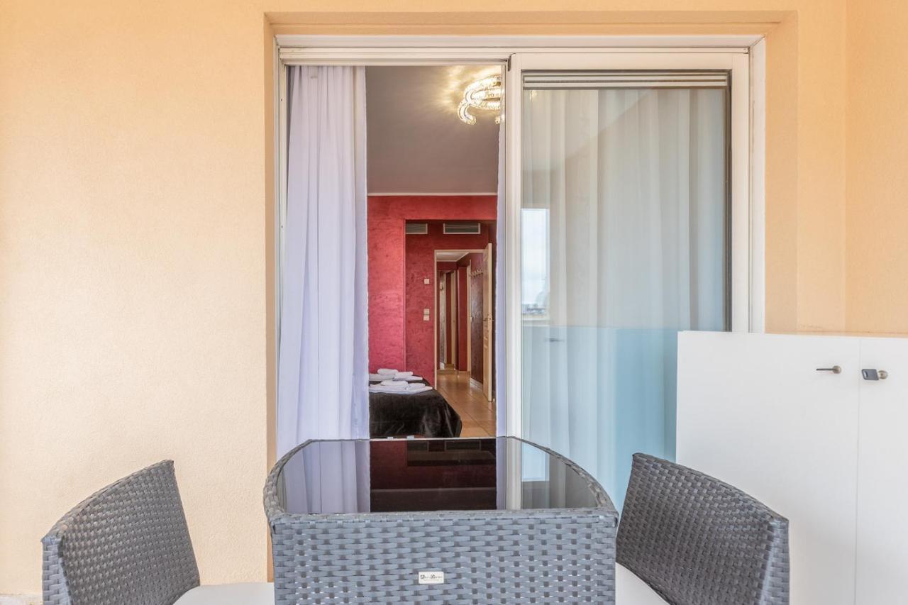 Luxury Studio Renovated 2024 With Free Parking Beausoleil Exteriér fotografie